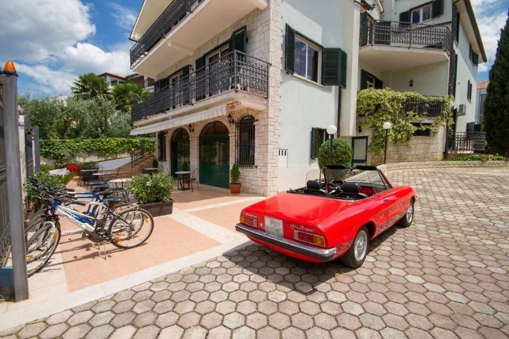 Villa Sveta Eufemija Bed End Breakfast I location