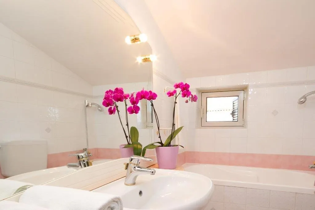 Villa Sveta Eufemija Bed End Breakfast I Rovinj