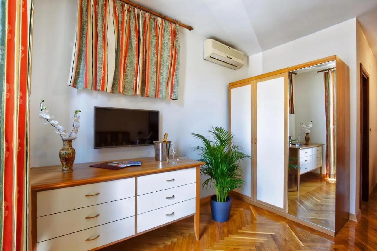 Villa Sveta Eufemija Bed End Breakfast I Rovinj